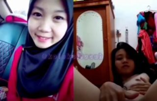 Suriani Ukhti Tocil Sange di Kamar